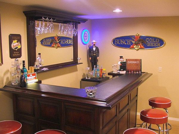 20+ Creative Basement Bar Ideas