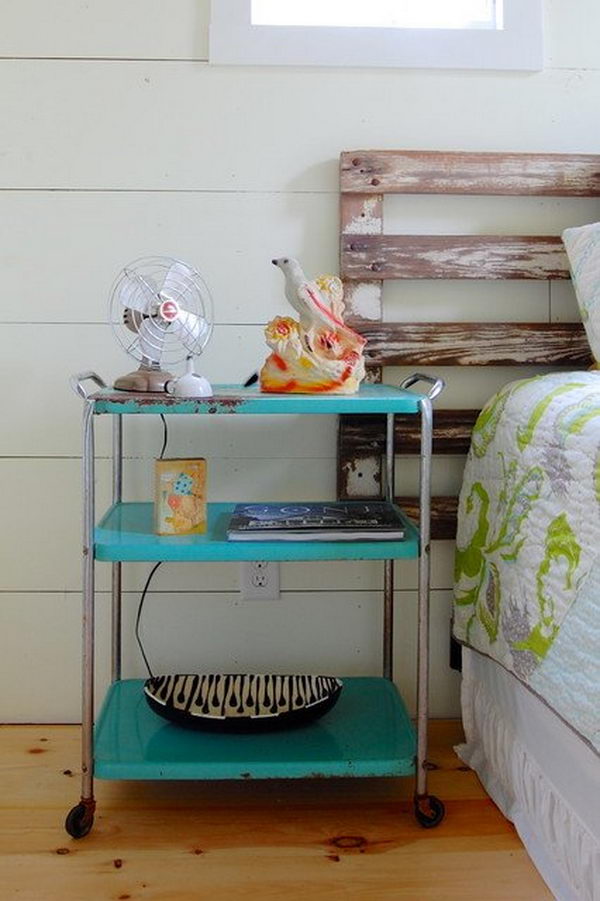 Creative nightstand which makes your bedroom looks more interesting. 