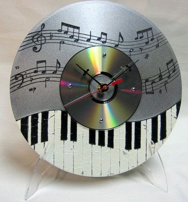 Recycle unwanted CD's into musical clocks. All you need is a little artistic hand to plan your piano key design. 