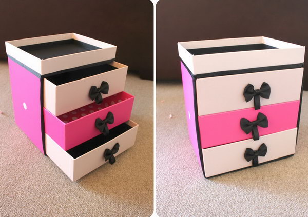 Being a pile of trash is the usual fortune of the shopping boxes after packing. Here is a cute way to reuse these beautiful shopping boxes as a new makeup storage shared by Peachfizz. She gives really good step by step instructions, with photos. Get one by yourself. 