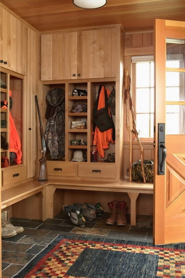 Perfect mud room for hunting stuff rustic and function, really what is looking for the hunting room. 