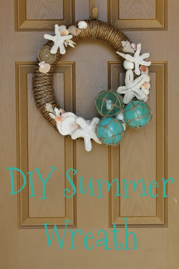 DIY Seashell Summer wreath. Make your own seashell summer wreath using these instructions. 