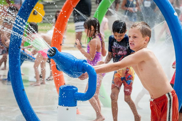 Water games facilities. The water games facilities give great fun for children and they are both safer, healthier than wading pools. 