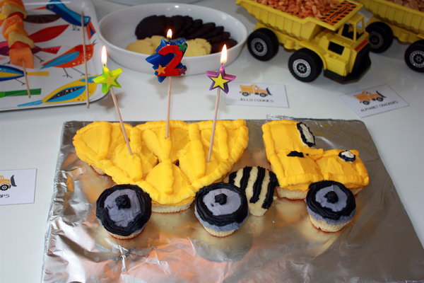 Cute Construction Themed Birthday Party Cake 
