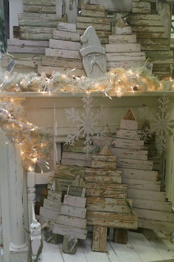 Shabby Chic Wood Christmas Trees. 