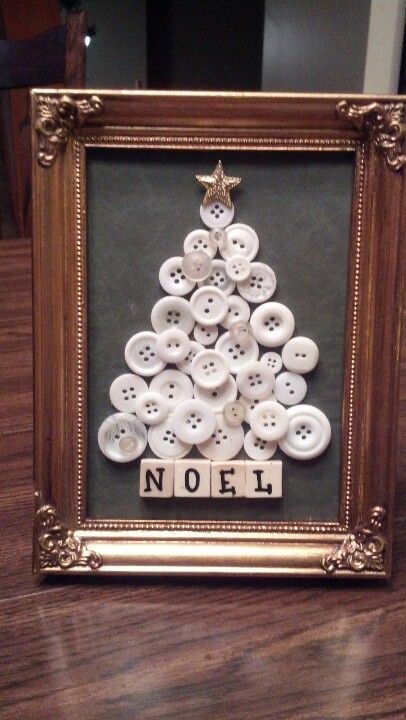 Button Tree Decor with NOEL Sign. 