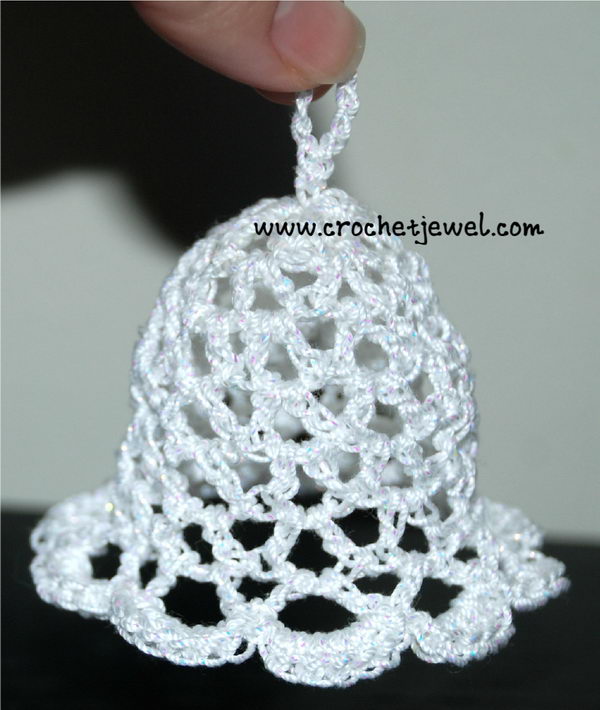 Crochet Christmas Bell. 