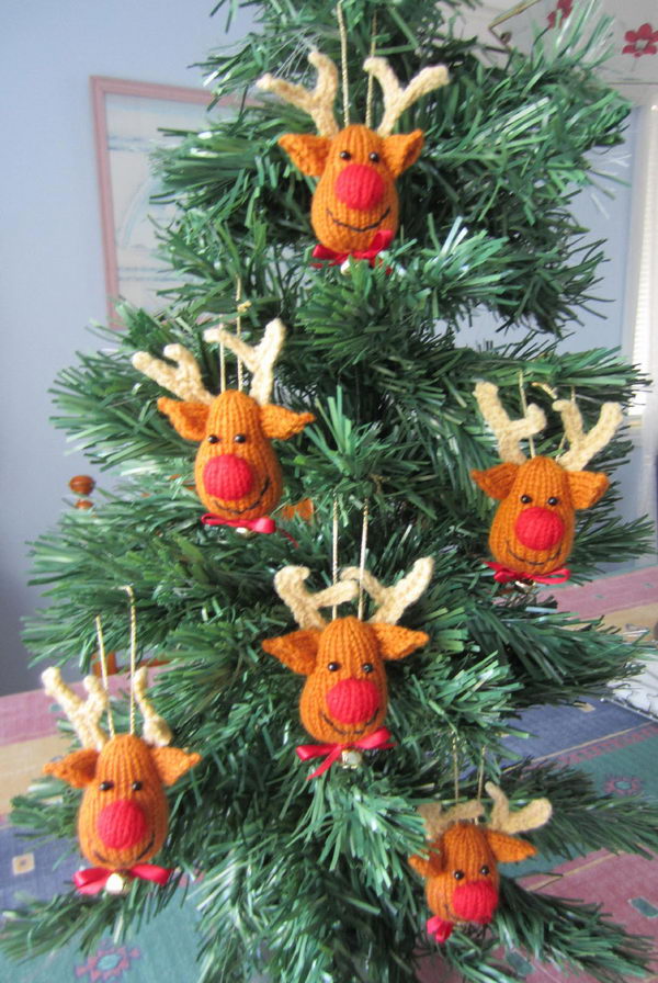 Reindeer Crochet Christmas Tree Ornaments. 