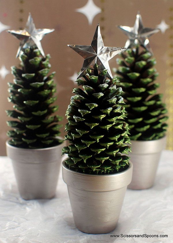 Pine Cone Christmas Trees 