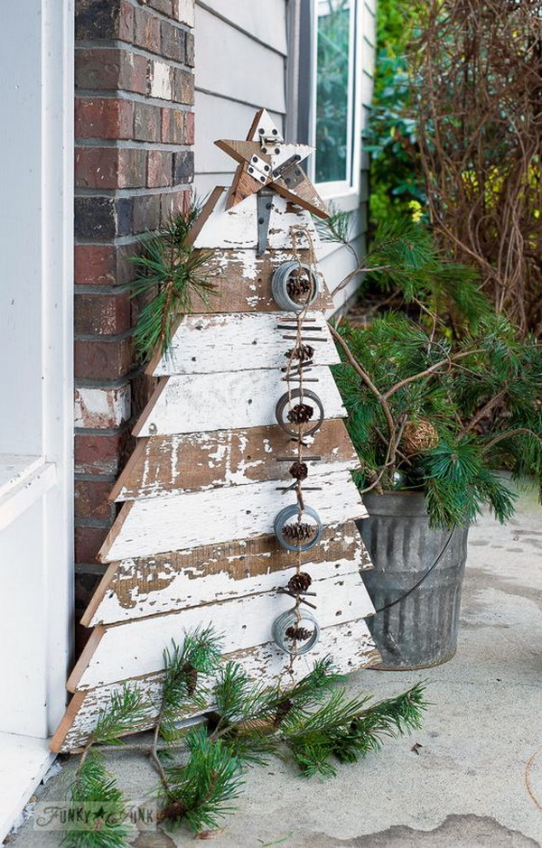 Reclaimed Wood Christmas Tree And Star In Chippy White Boards For A Front Porch. 