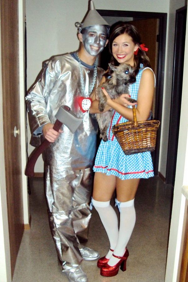 Wizard of Oz Couple Costumes. 